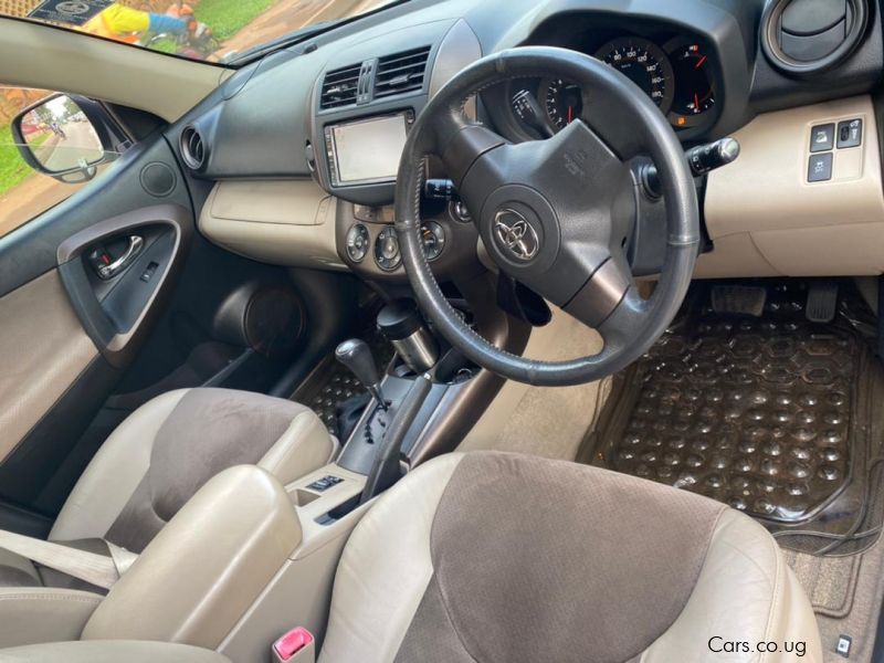 Toyota Vanguard in Uganda