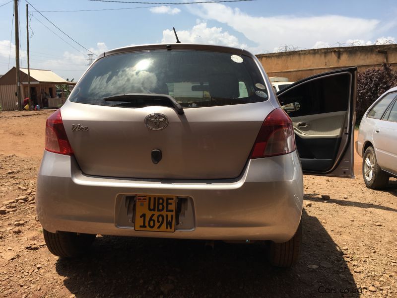 Toyota Vitz DBA-SCP90 in Uganda
