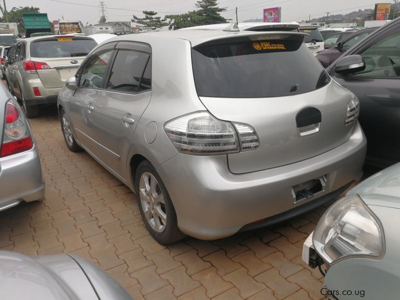 Toyota blade in Uganda