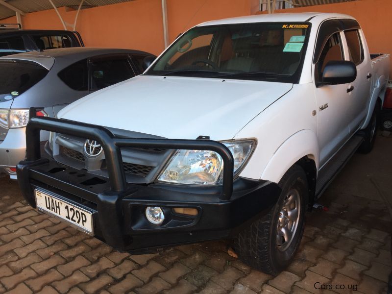 Toyota hilux vigo in Uganda