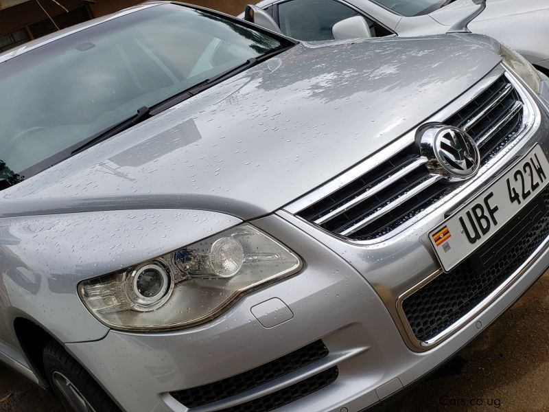 Volkswagen TOUAREG in Uganda