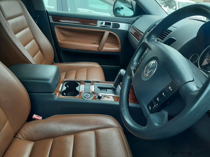 Volkswagen Tourage in Uganda