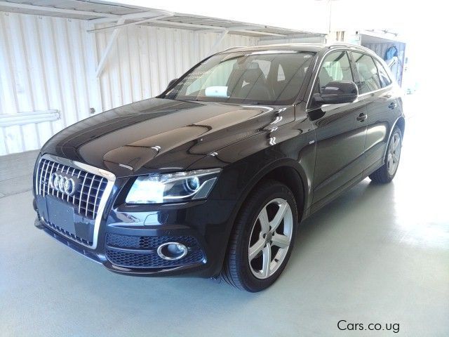 Audi Q5 in Uganda