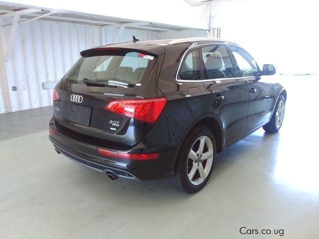 Audi Q5 in Uganda