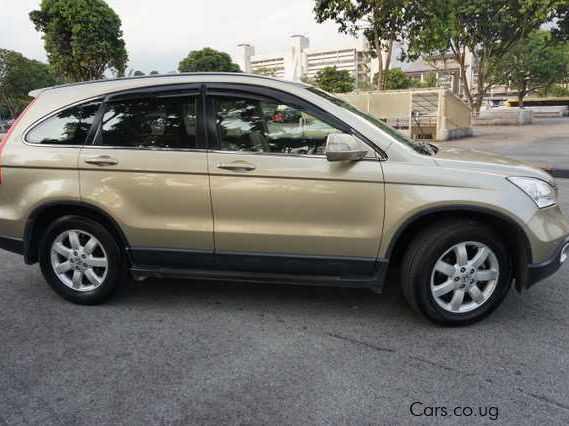 Honda CR-V in Uganda