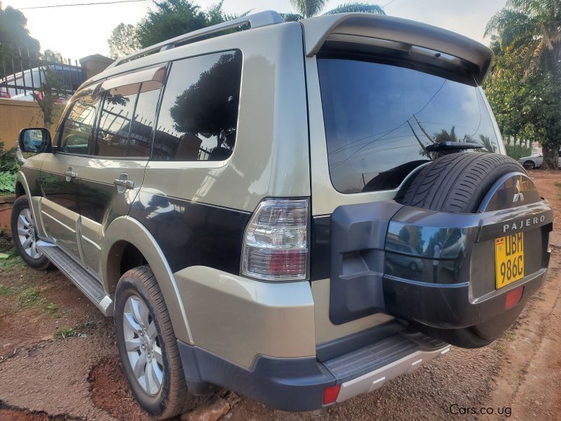 Mitsubishi Pajero in Uganda