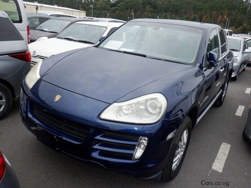 Porsche CAYENNE in Uganda