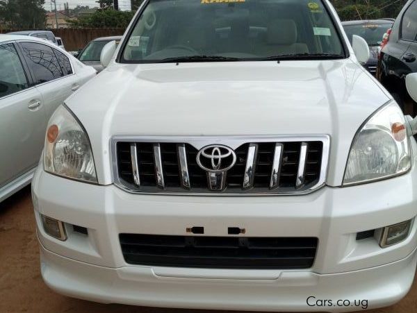 Toyota  Land Cruiser in Uganda
