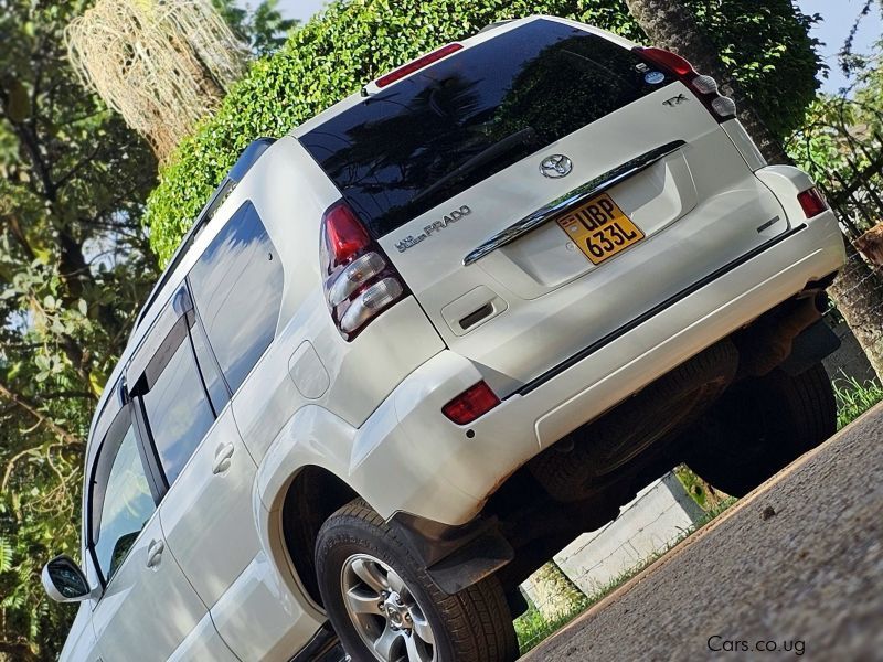 Toyota  prado tx in Uganda