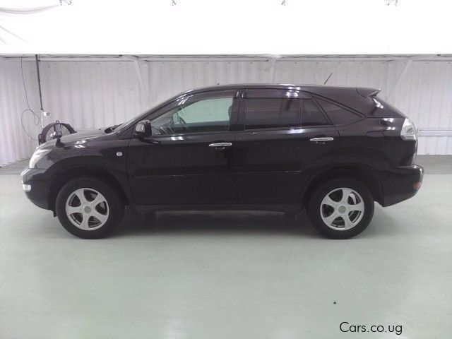 Toyota Harrier in Uganda