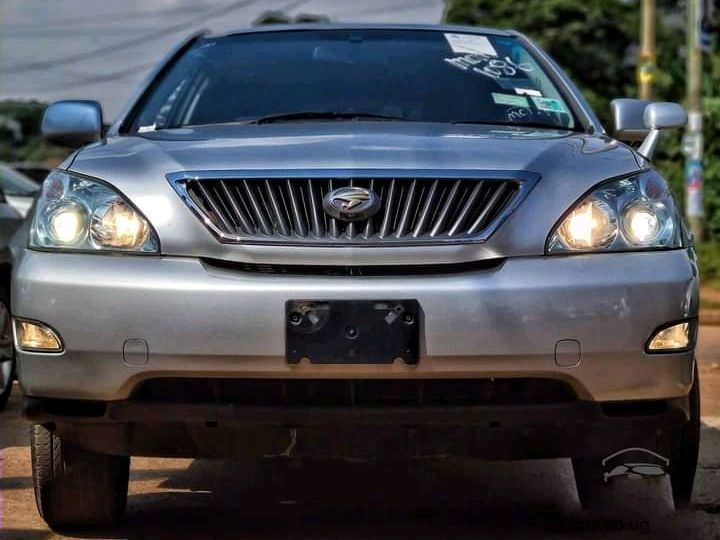 Toyota Harrier in Uganda