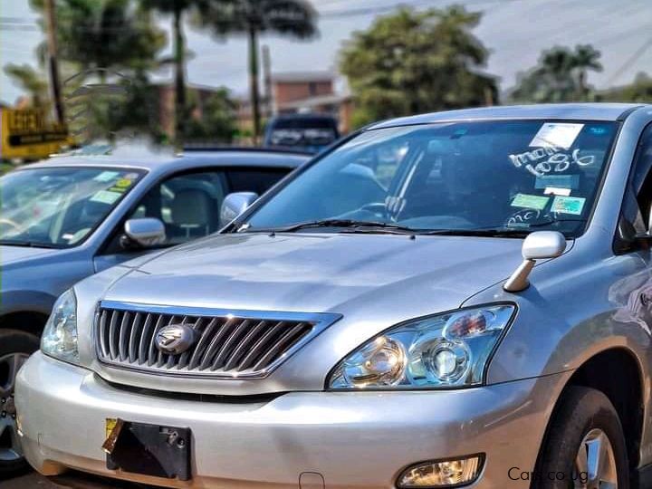 Toyota Harrier in Uganda