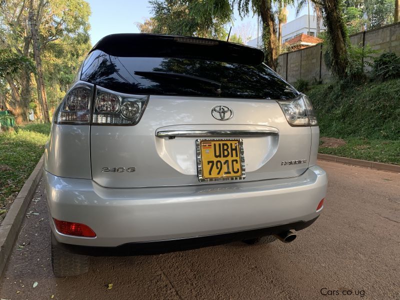 Toyota Harrier in Uganda