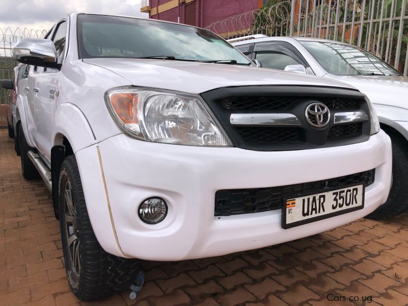 Toyota Hilux Double Cabin in Uganda