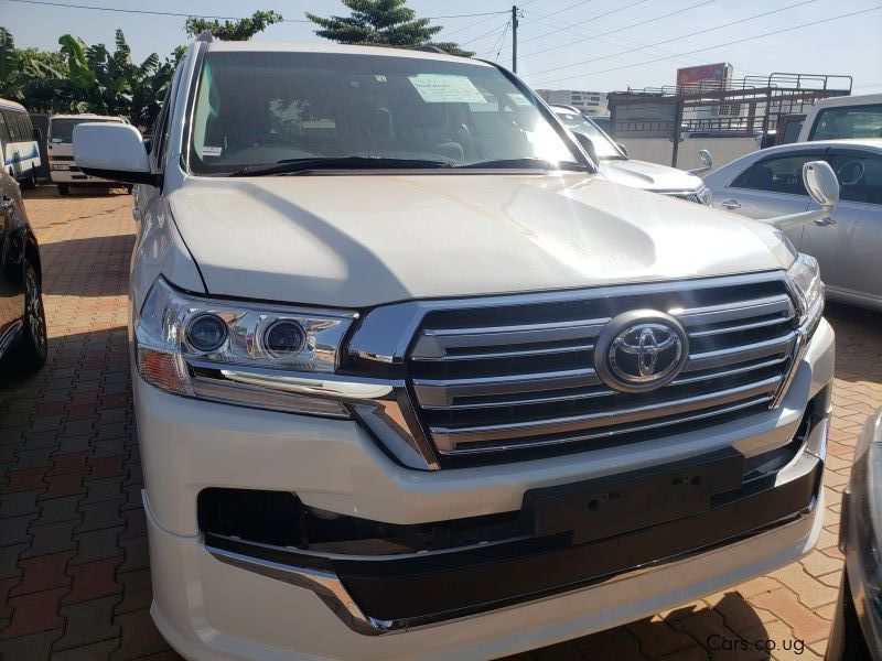 Toyota LAND CRUISER  in Uganda