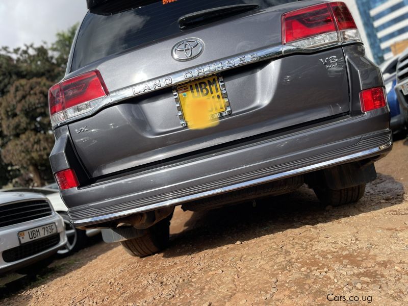 Toyota Land Cruiser in Uganda