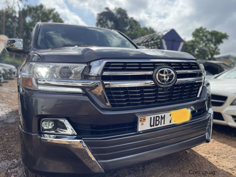 Toyota Land Cruiser in Uganda