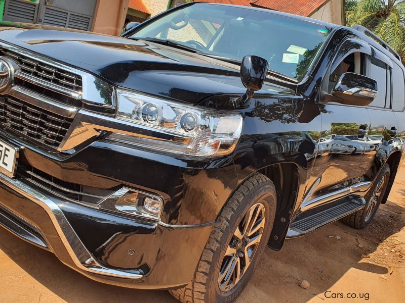 Toyota Landcruiser in Uganda