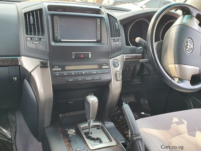 Toyota Landcruiser in Uganda