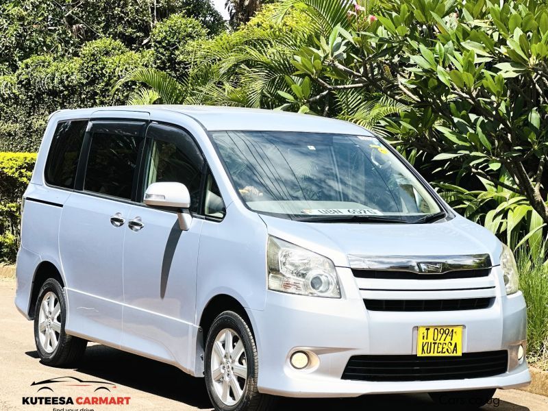 Toyota Noah  in Uganda