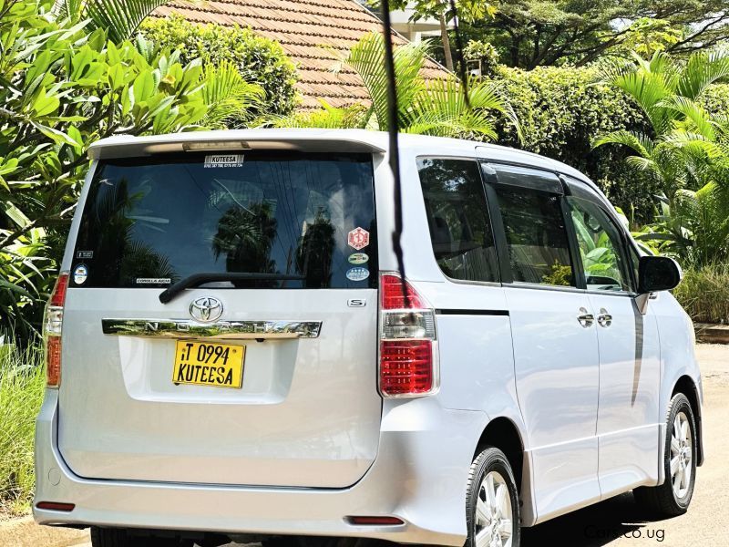 Toyota Noah  in Uganda