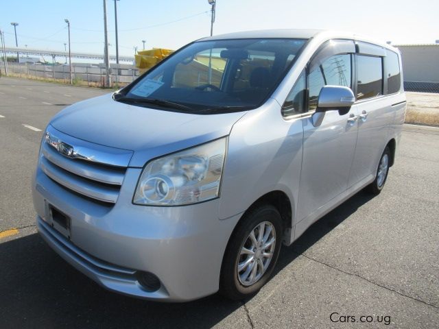 Toyota Noah in Uganda