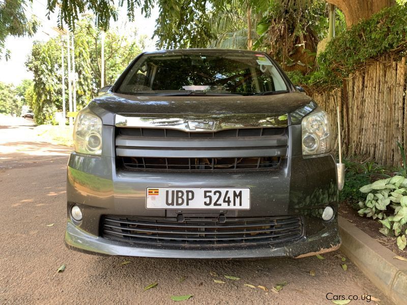 Toyota Noah in Uganda