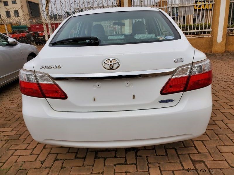 Toyota PREMIO in Uganda