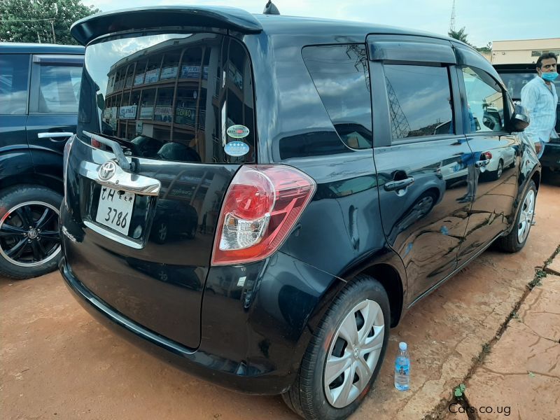 Toyota Ractis in Uganda