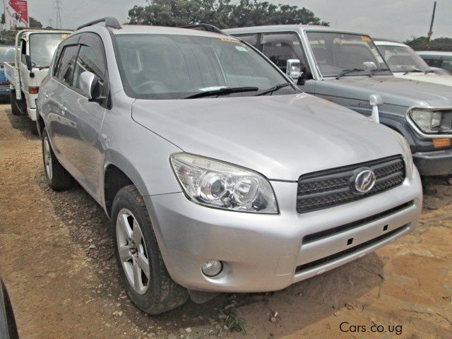 Toyota Rav 4 in Uganda