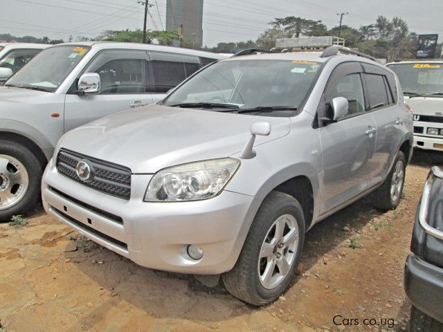 Toyota Rav 4 in Uganda