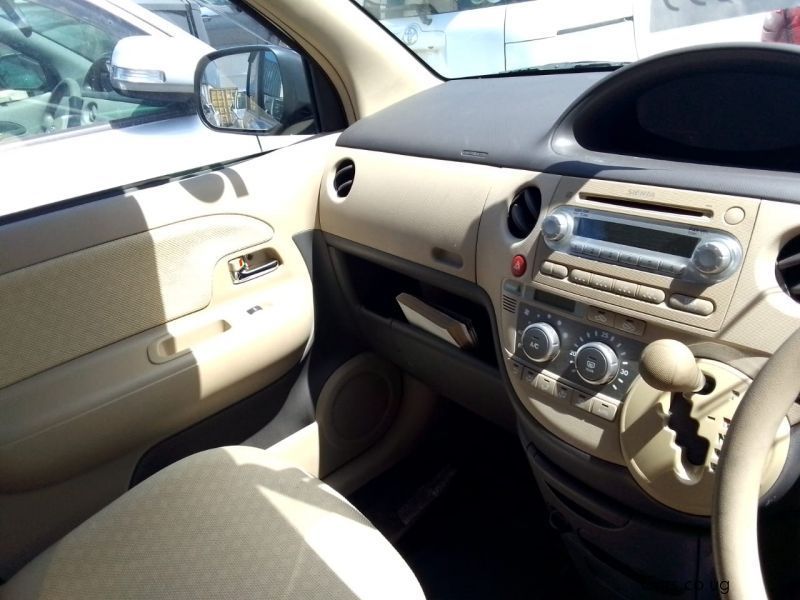 Toyota SIENTA in Uganda