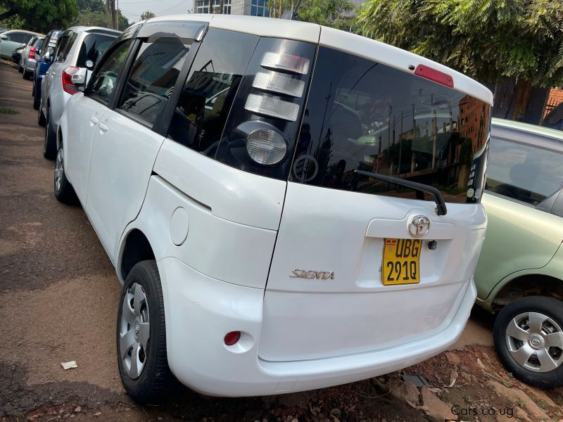 Toyota Sienta in Uganda