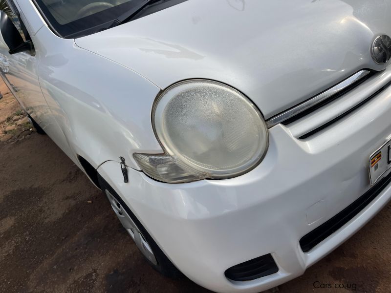 Toyota Sienta in Uganda