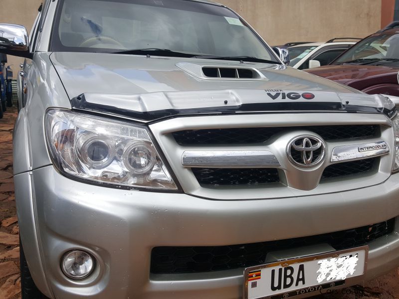 Toyota hilux  in Uganda