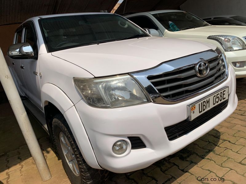 Toyota hilux  in Uganda