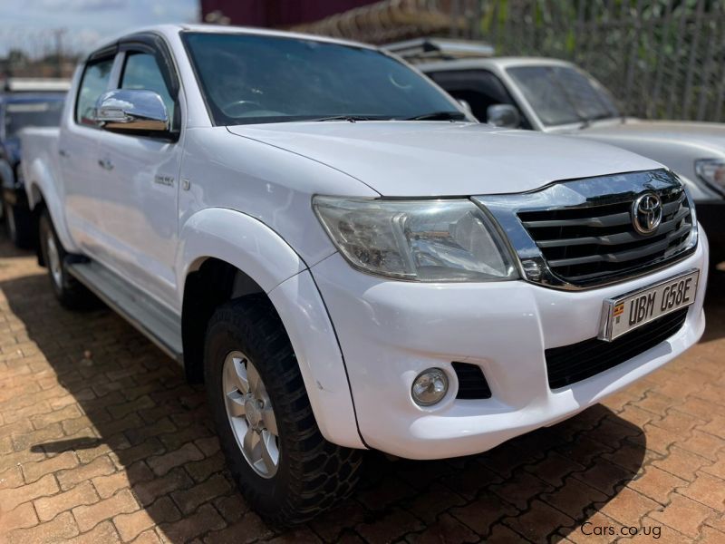 Toyota hilux double cabin in Uganda