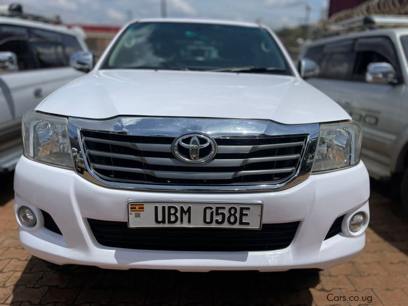 Toyota hilux double cabin in Uganda