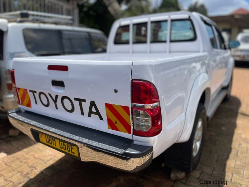 Toyota hilux double cabin in Uganda