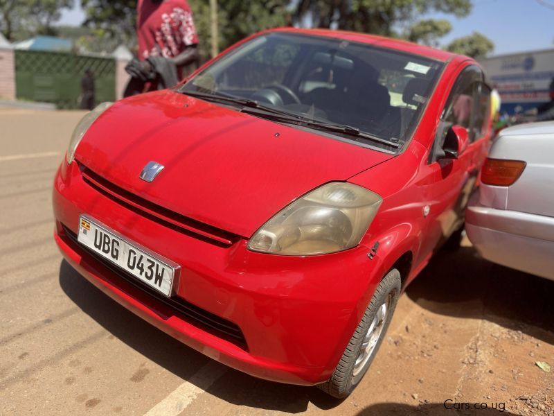 Toyota passo in Uganda