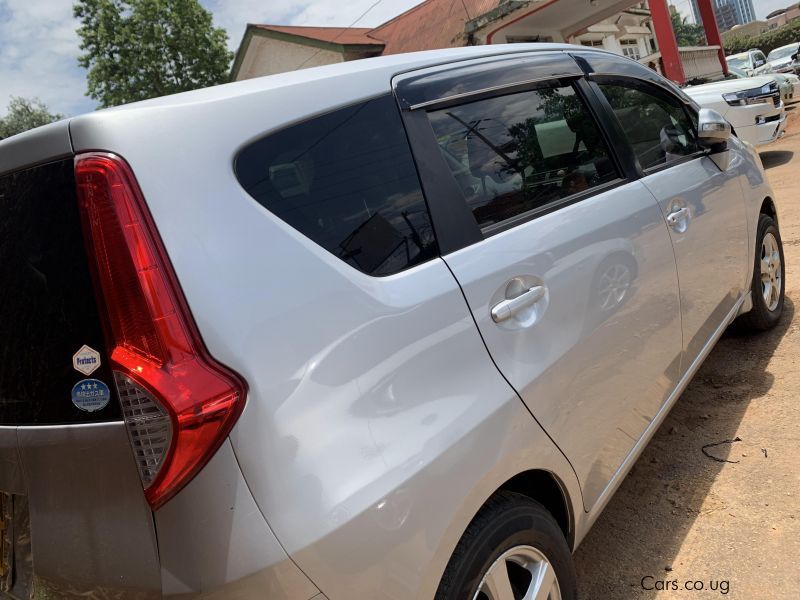 Toyota passo sette in Uganda