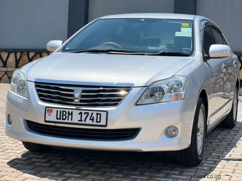 Toyota premio in Uganda