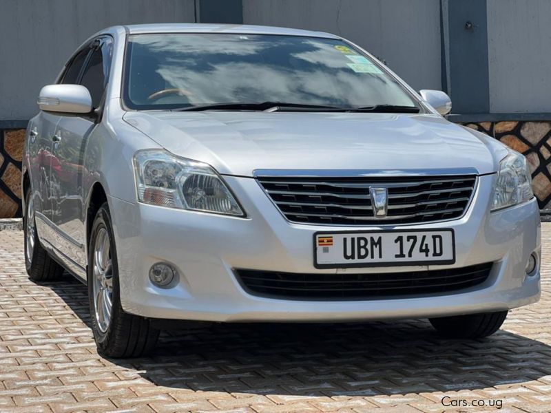 Toyota premio in Uganda