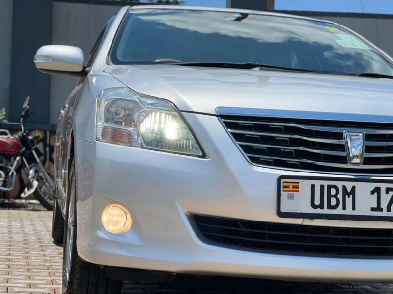 Toyota premio in Uganda