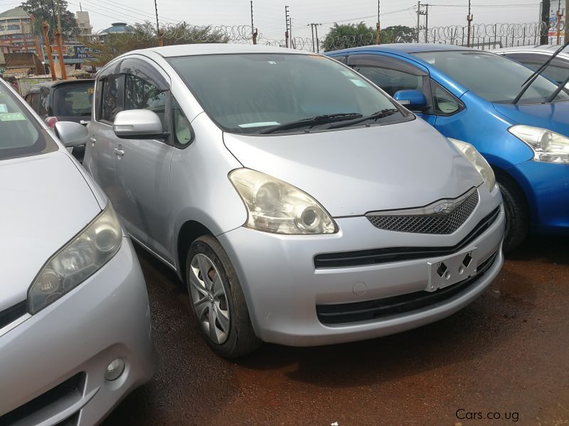 Toyota ractis in Uganda