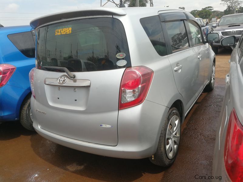Toyota ractis in Uganda