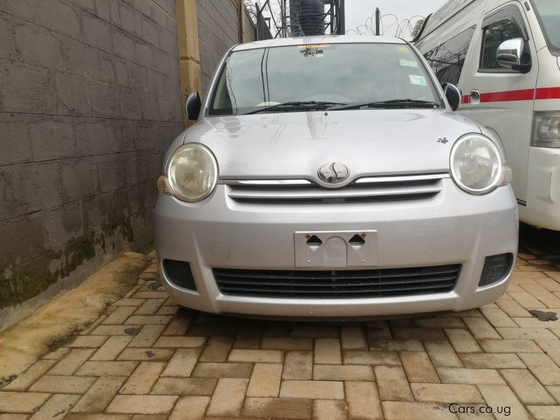 Toyota sienta in Uganda