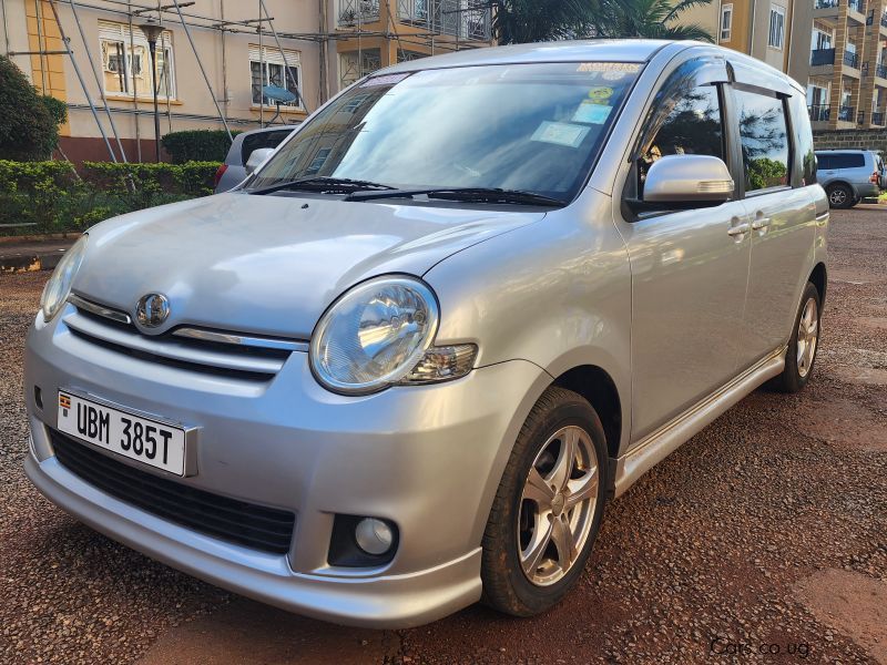 Toyota sienta in Uganda