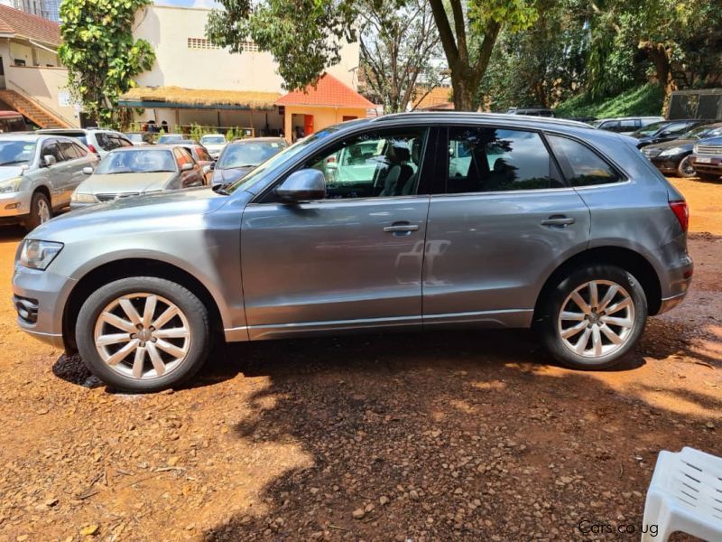 Audi Q5 in Uganda