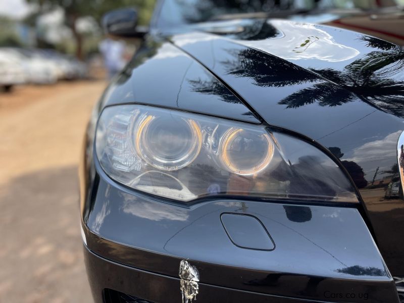 BMW bmw x6 in Uganda